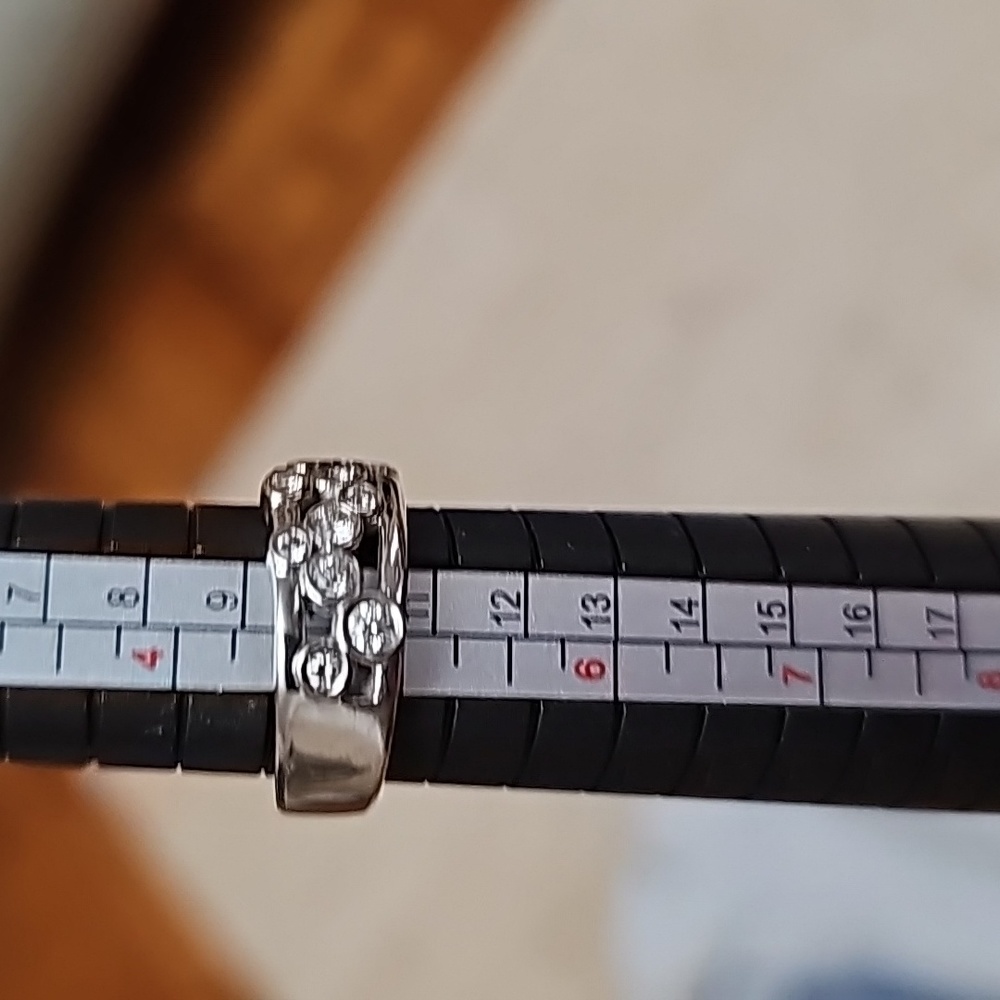 Diamond  ring - Picture 16 of 16